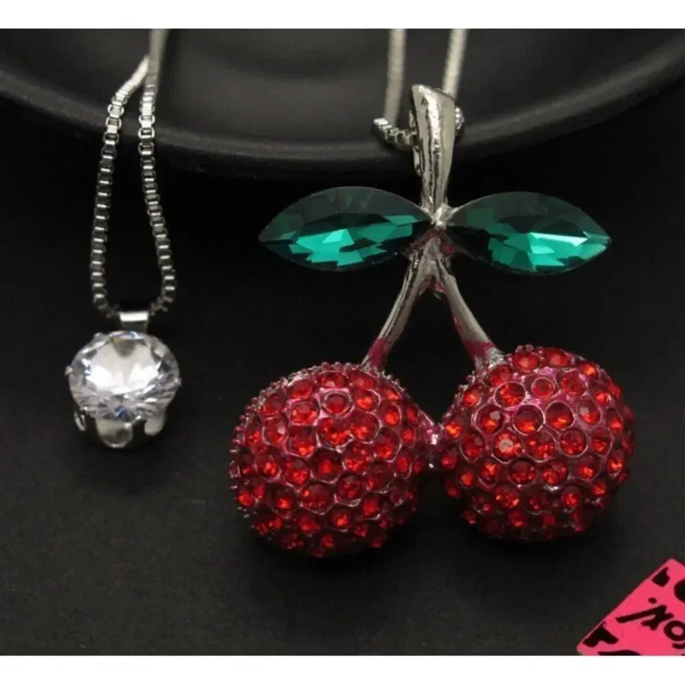 🍒 Betsey Johnson stunning double silver chain sparkling cherry red necklace 🍒